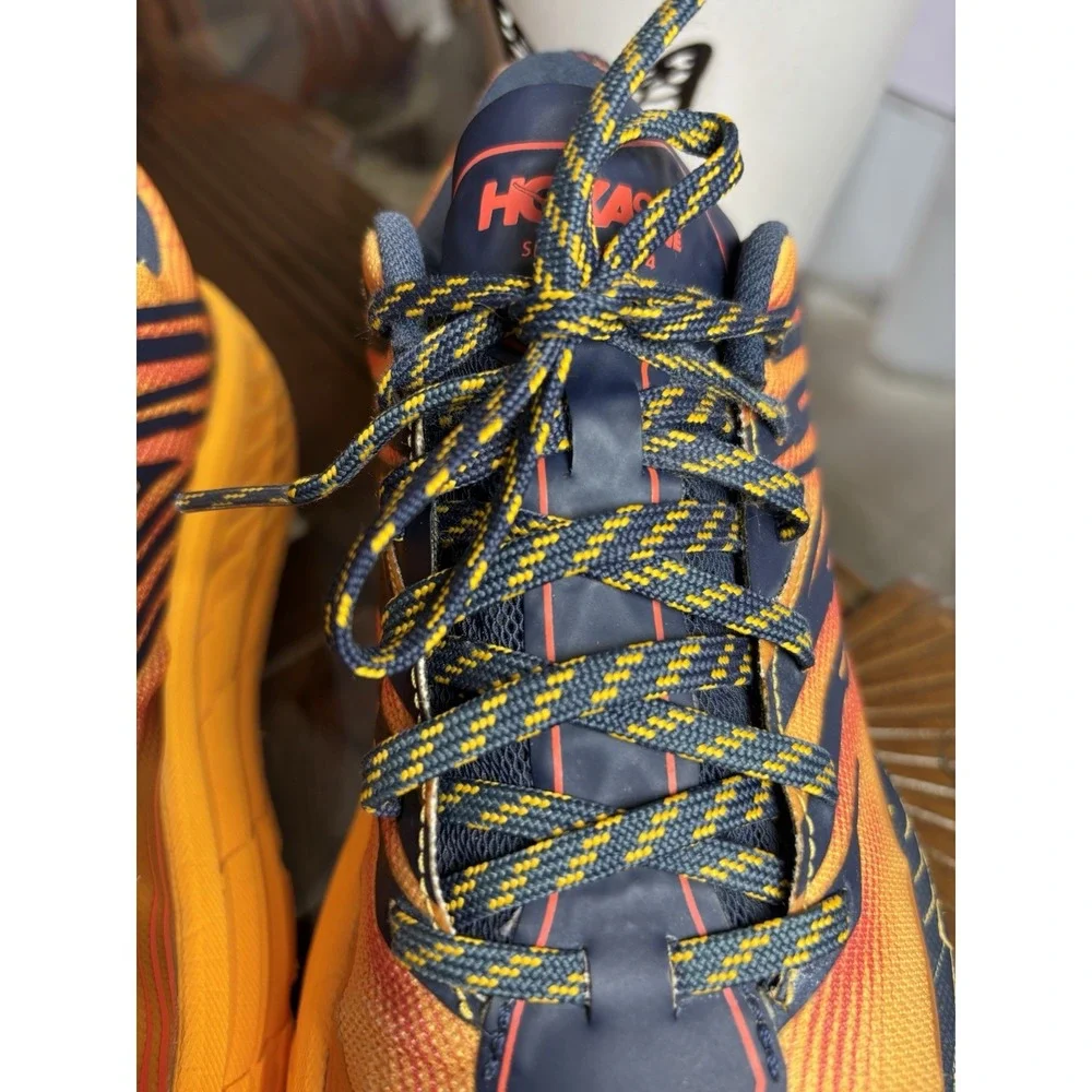 Hoka One One hoka one